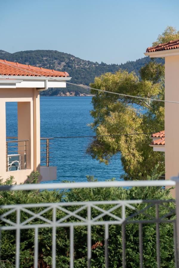 John'S Studios Karavomylos Dış mekan fotoğraf