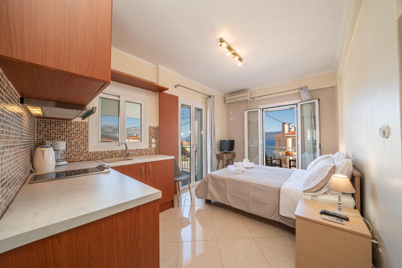 John'S Studios Karavomylos Dış mekan fotoğraf